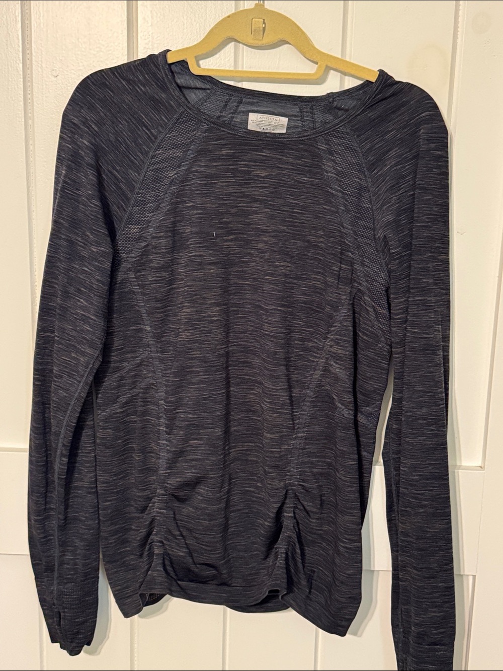 Athleta Fastest Track Long Sleeve Space Dye Black Heathered TopXL